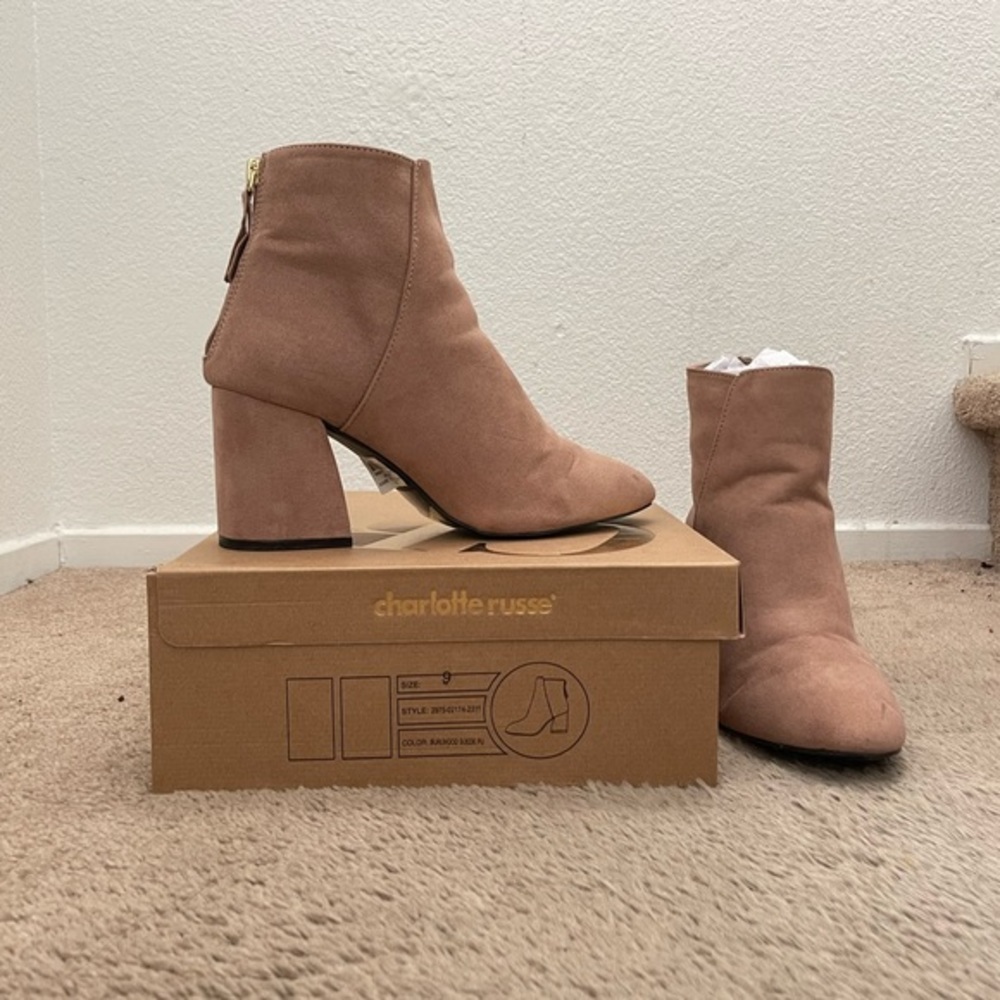 Women’s Suede Ankle Booties - Picture 3 of 9